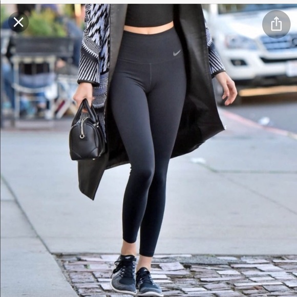 nike dri fit sculpt leggings